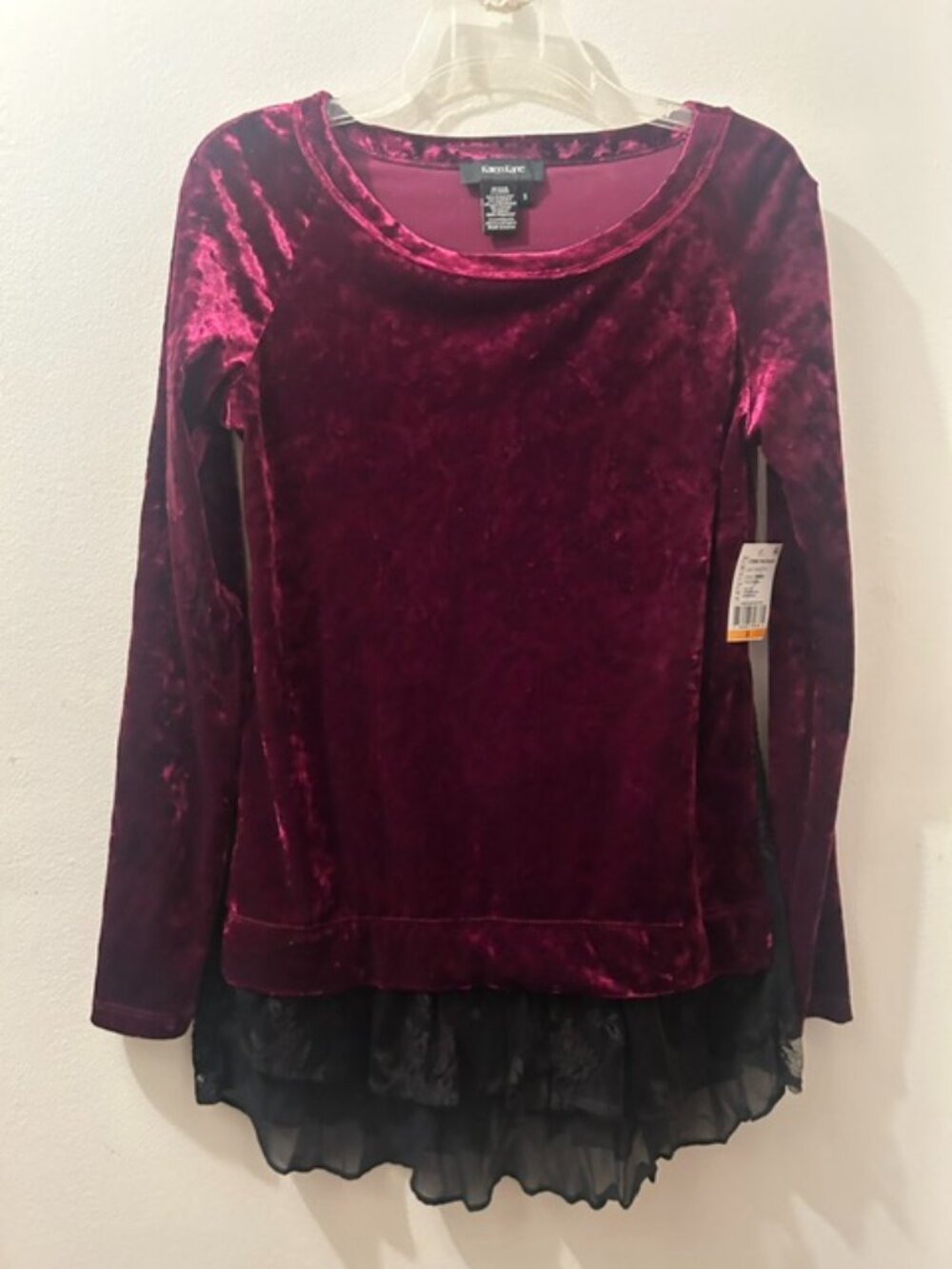 Karen Kane Lush Raspberry Stretch Crushed Velvet Black Lace Ruffle Top NWT